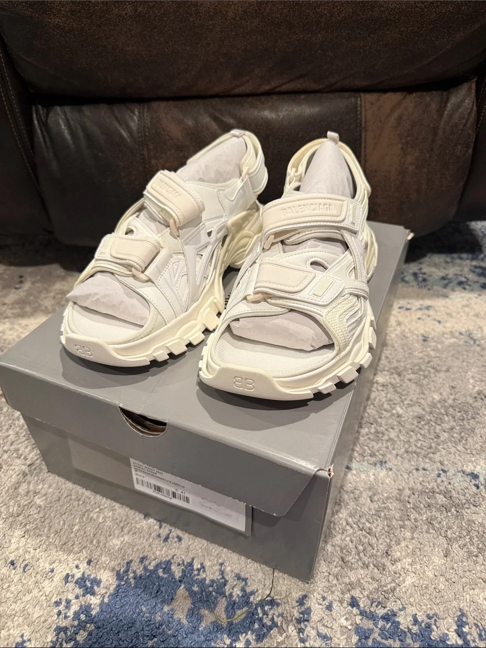 Men’s Balenciaga sandals size 41 brand new inbox